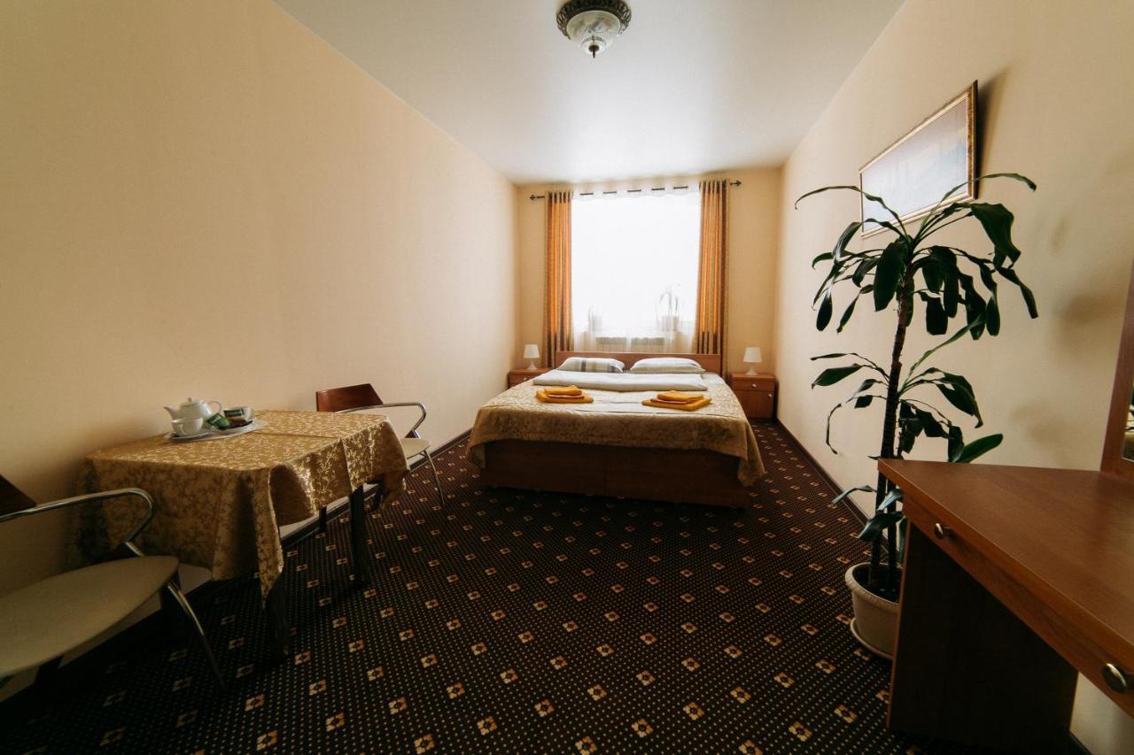 Hotel Praha Smolensk Luaran gambar