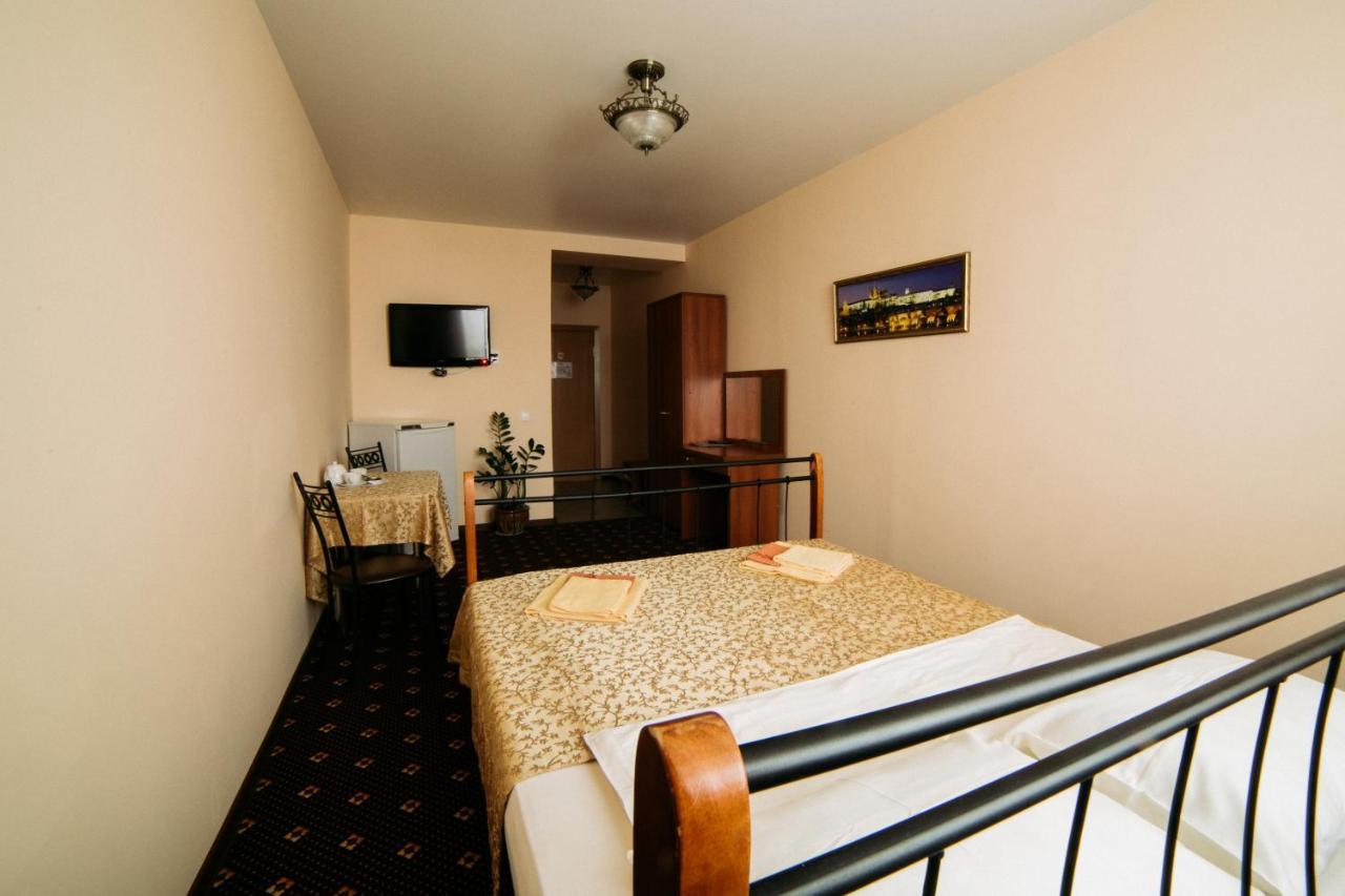 Hotel Praha Smolensk Luaran gambar