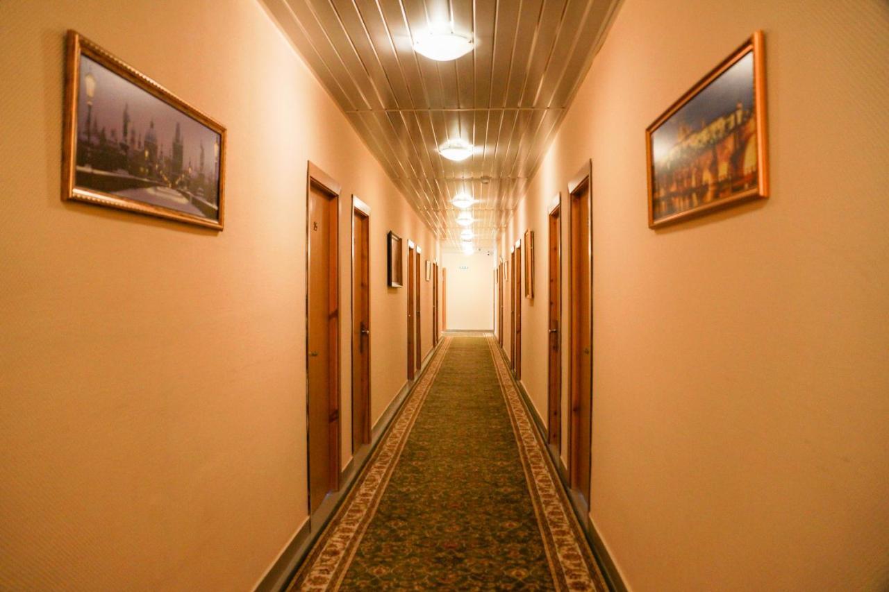 Hotel Praha Smolensk Luaran gambar